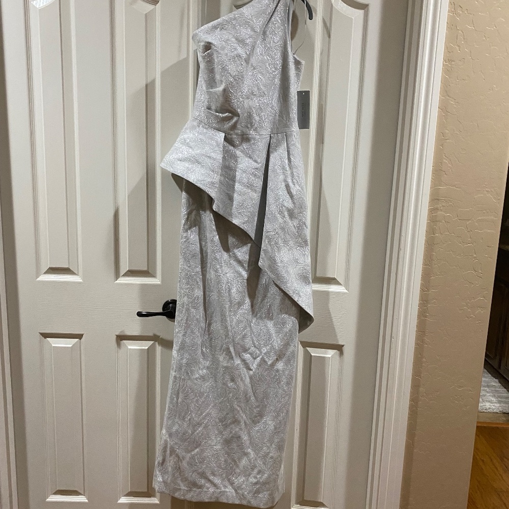Teri Jon by Rickie Freeman - white and silver one shoulder peplum gown - Picture 3 of 5